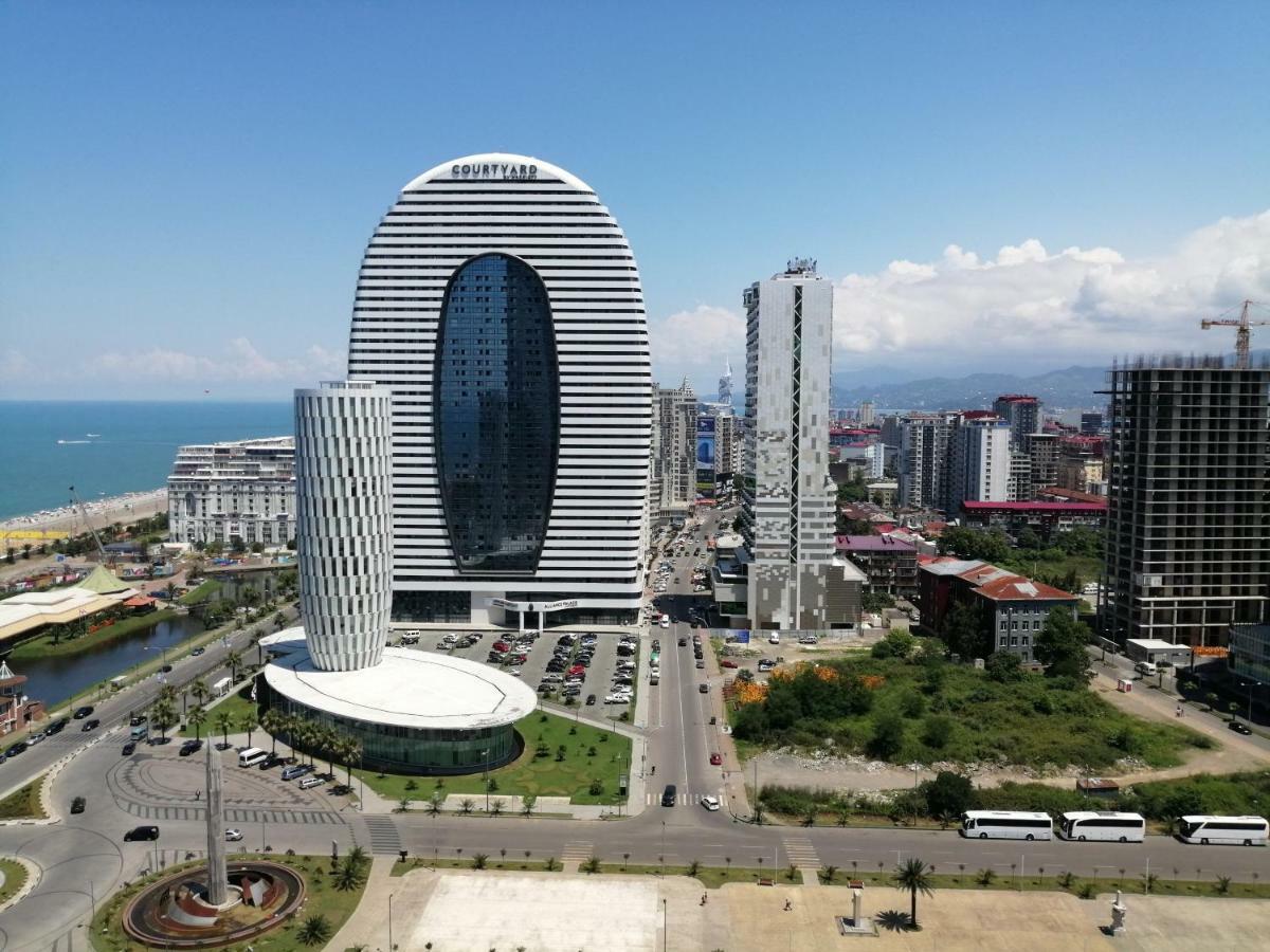 Orbi City Apartments Batumi Bagian luar foto