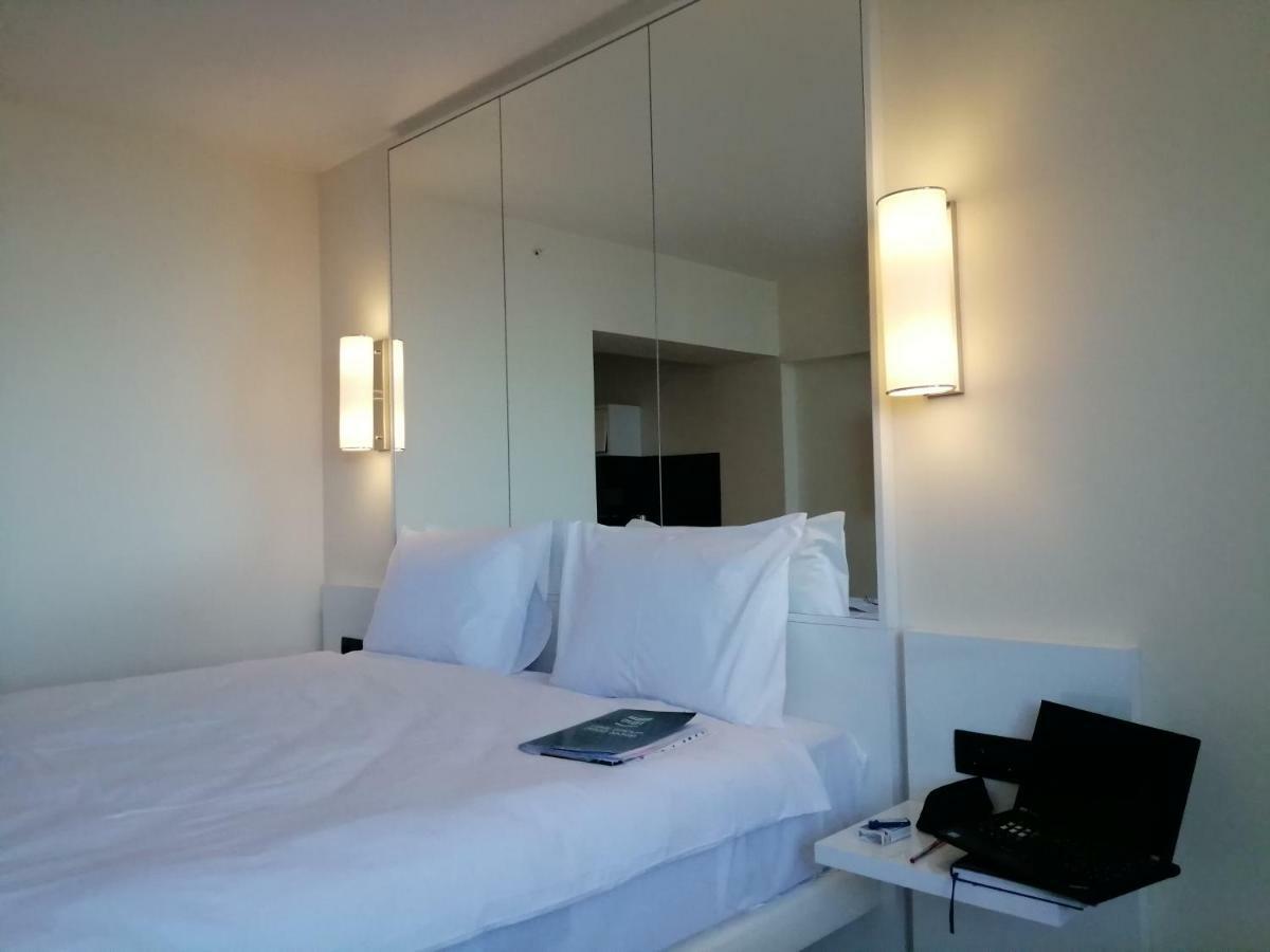 Orbi City Apartments Batumi Bagian luar foto