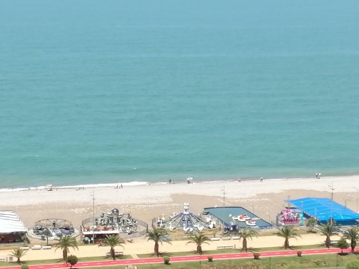 Orbi City Apartments Batumi Bagian luar foto