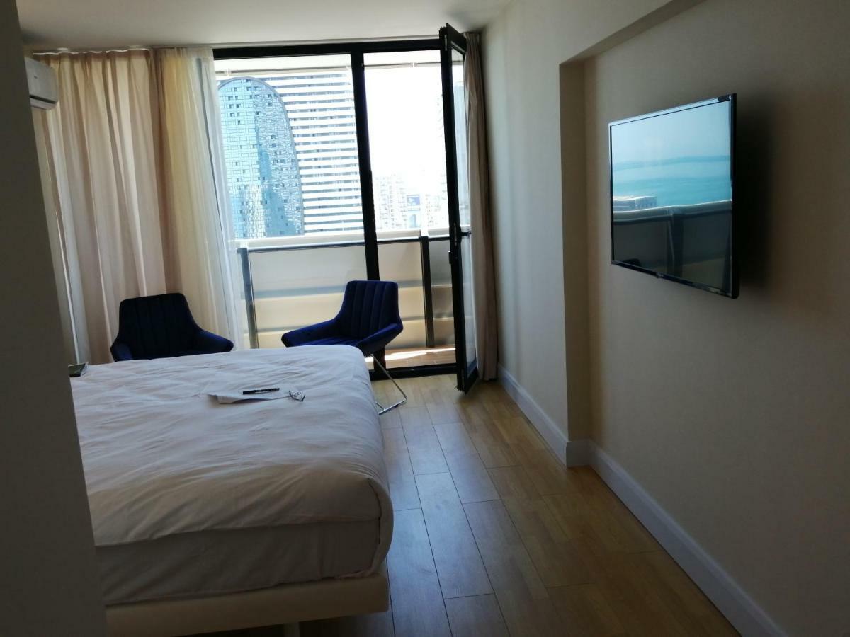 Orbi City Apartments Batumi Bagian luar foto