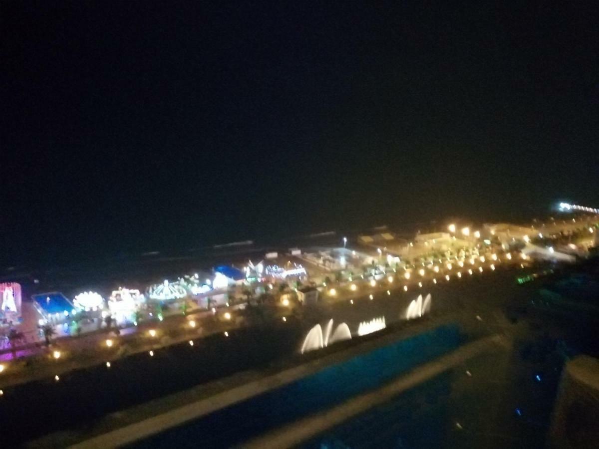 Orbi City Apartments Batumi Bagian luar foto
